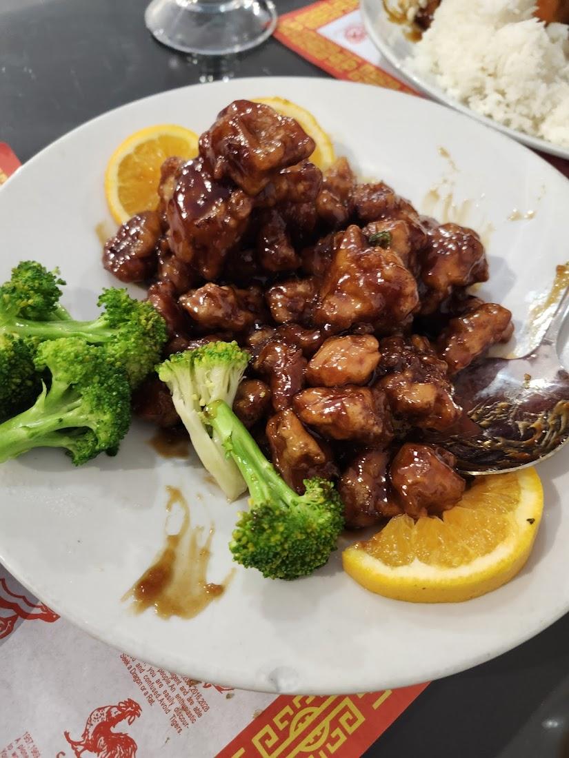 Yangtse Taste of Thai